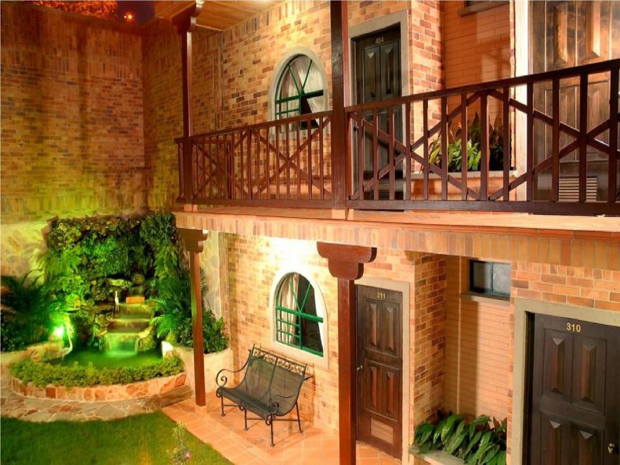 Hotel Palmera Real Bucaramanga Bagian luar foto